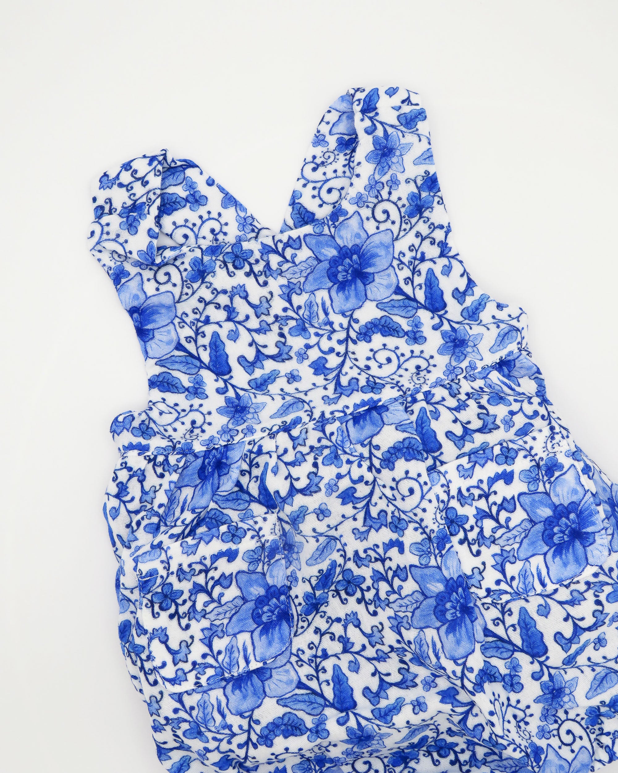 Charming Chinoiserie kids sunsuit in organic cotton with southern floral pattern