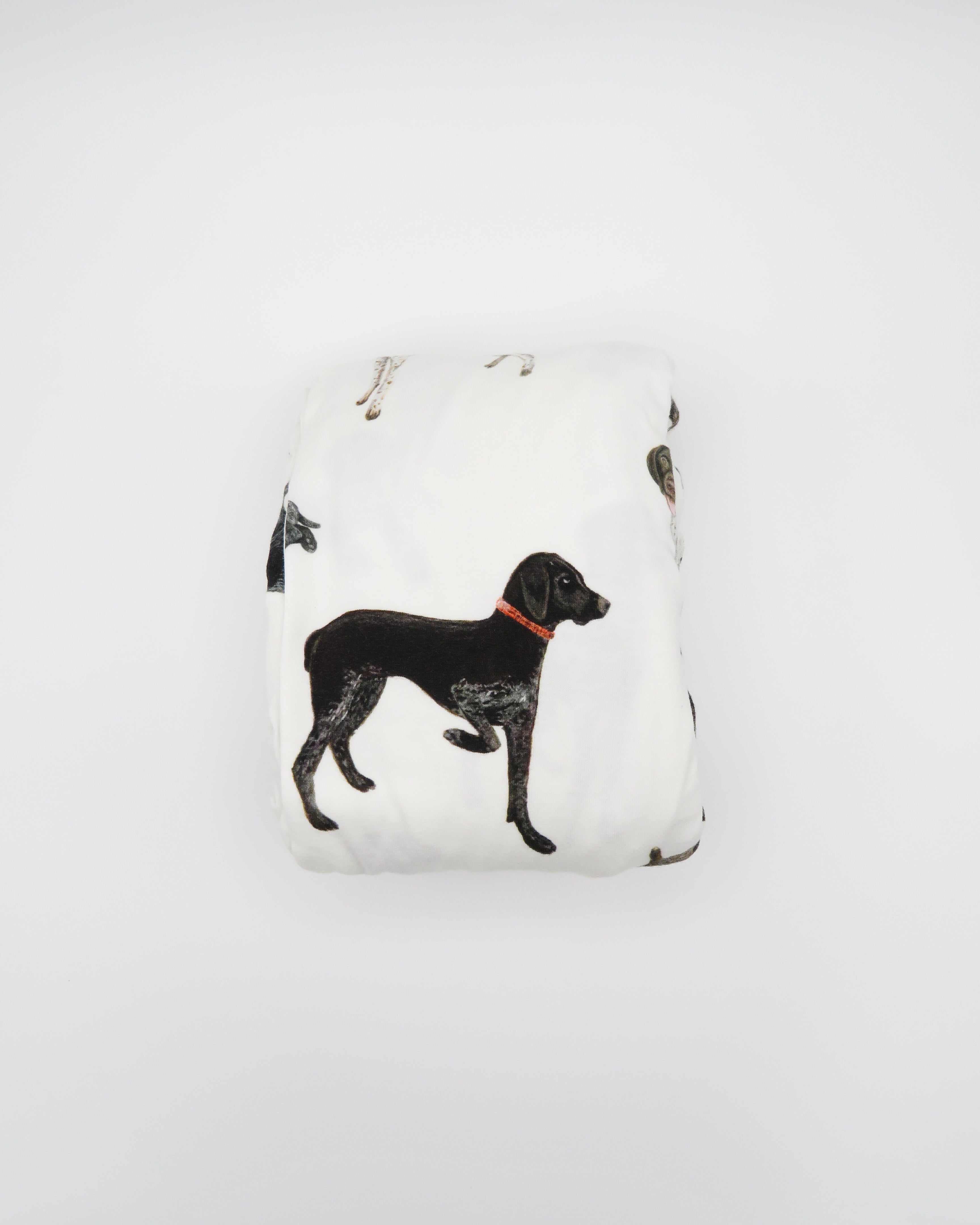 German Shorthaired Pointer print crib sheets featuring a variety of GSP patterns in 100% soft white cotton fabric.