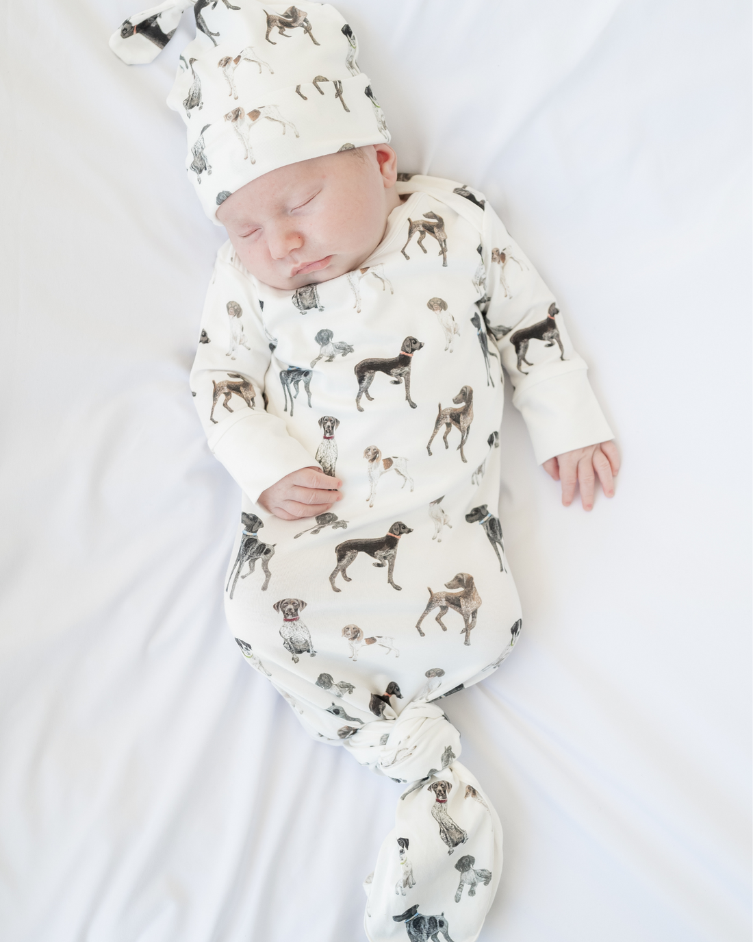 Cozy and soft baby outfit featuring German Shorthaired Pointer design, perfect for newborns