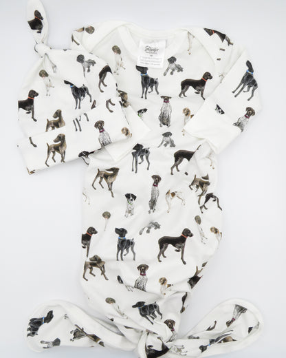 Cozy and soft Newborn gown + hat featuring German Shorthaired Pointer printed on soft white fabric, perfect addition to your hospital bag.
