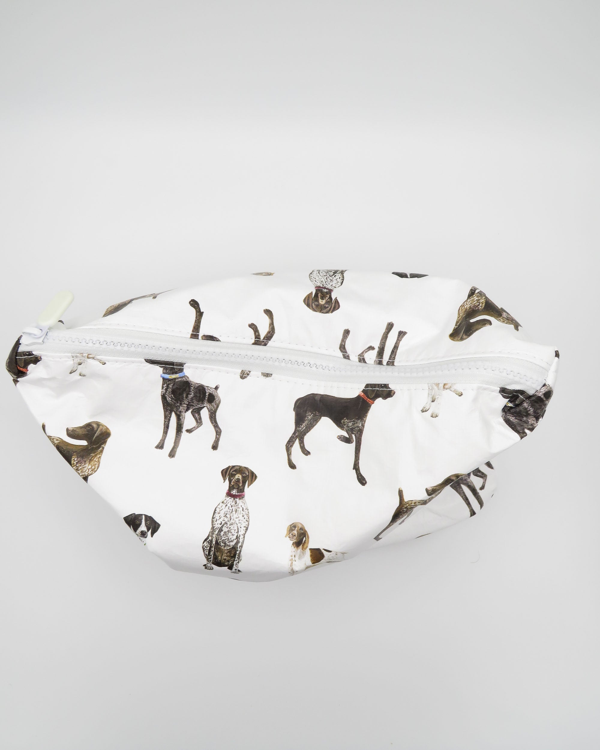 Water-resistant stylish German Shorthaired Pointer pouch for pet lovers