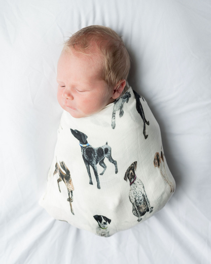 Comfy and breathable swaddle with German Shorthaired Pointer printed on soft white fabric, good for baby’s early days