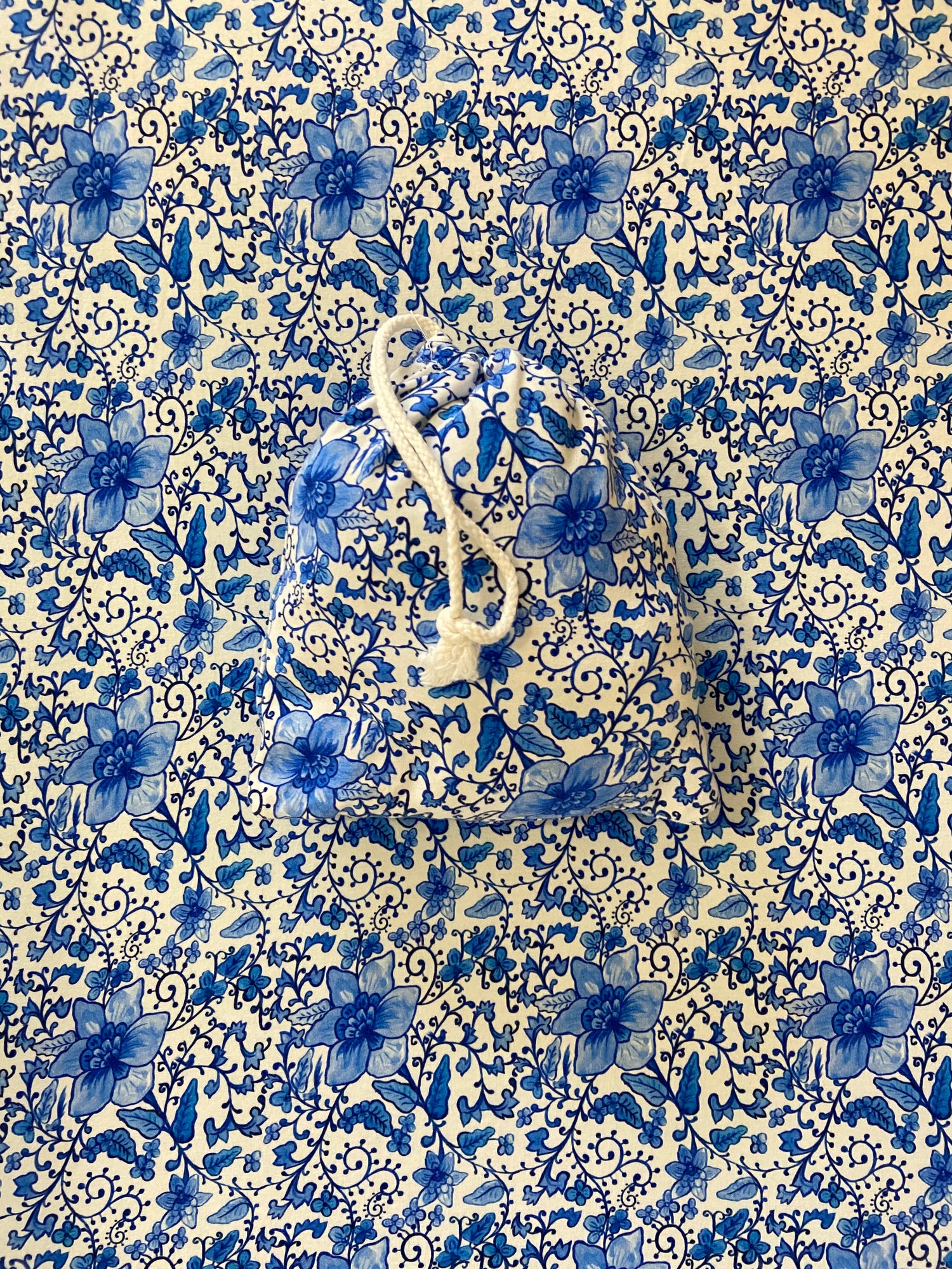 Charming Chinoiserie - Crib Sheet